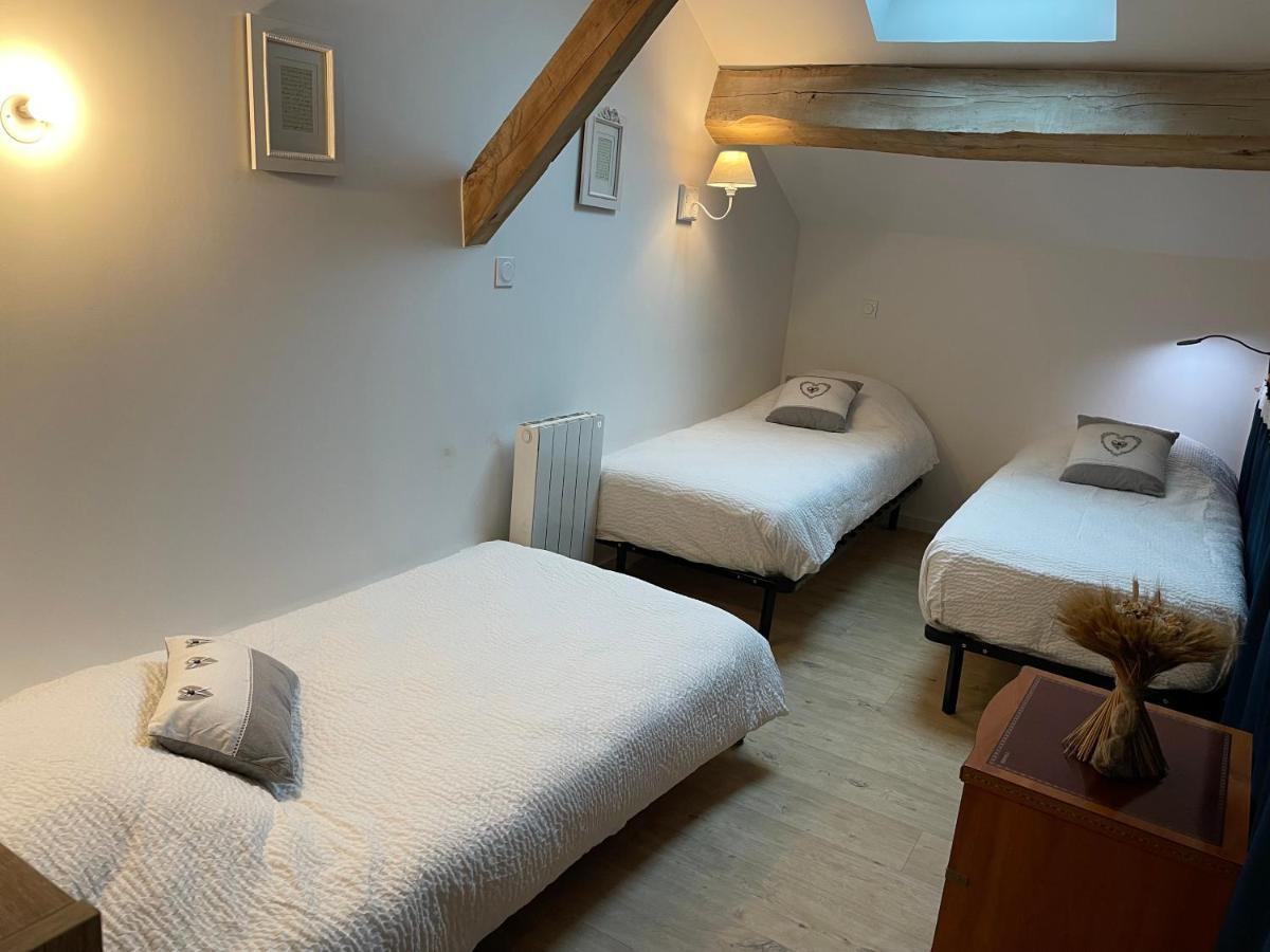 Le Clos Du Jardin Beynost Bagian luar foto